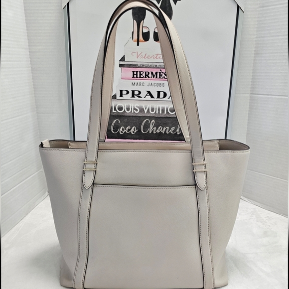 Pre-owned Kate Spade Oakwood Street Chandra Tote Tusk - Picture 2 of 9